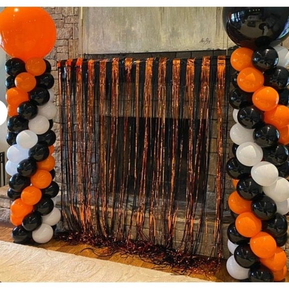 Tinsel Foil Curtain for Photo Booth, Birthday, Wed - Picture 5 of 6
